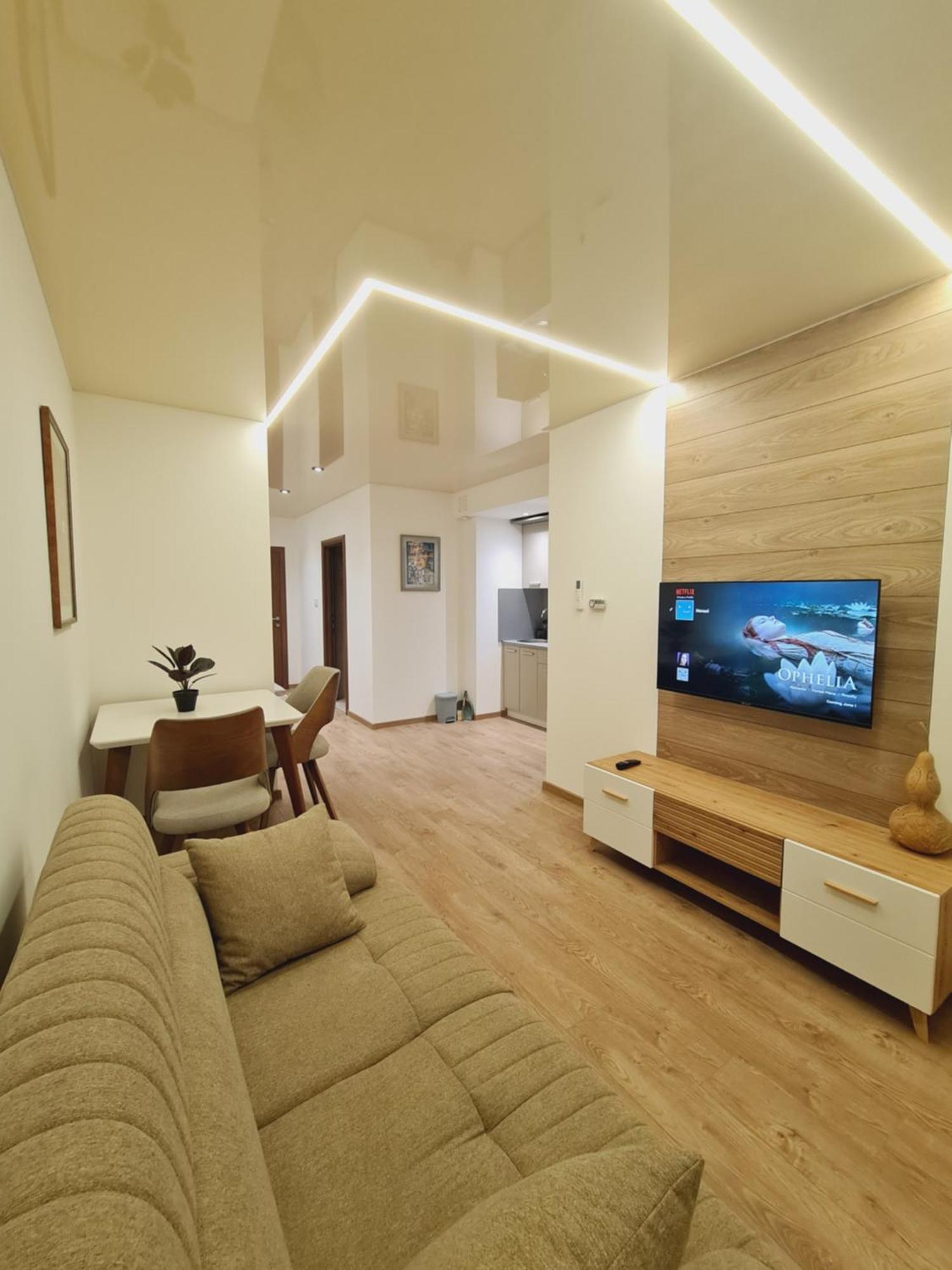 Airport Molko Apartments Surcin Exterior photo